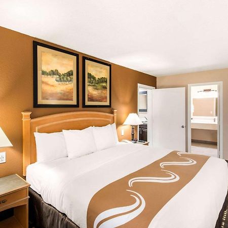 Quality Inn & Suites Plano East - Richardson מראה חיצוני תמונה