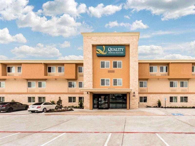 Quality Inn & Suites Plano East - Richardson מראה חיצוני תמונה