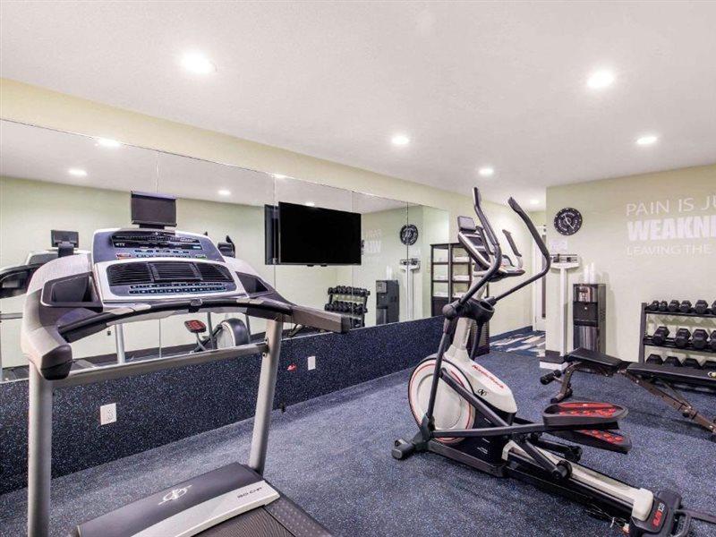 Quality Inn & Suites Plano East - Richardson מראה חיצוני תמונה